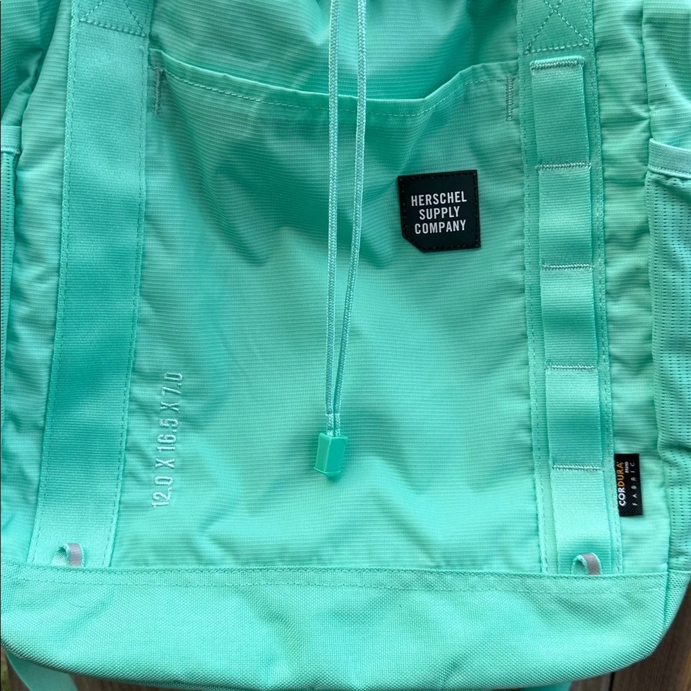 Herschel Supply Company Barnes Tote - Picture 2 of 9